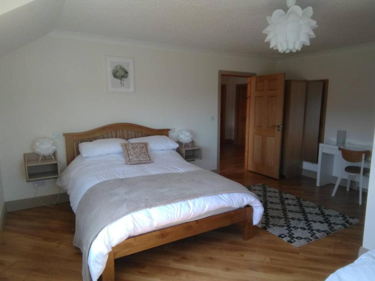 Burren Rock Farmhouse B&B Turlough  Ngoại thất bức ảnh