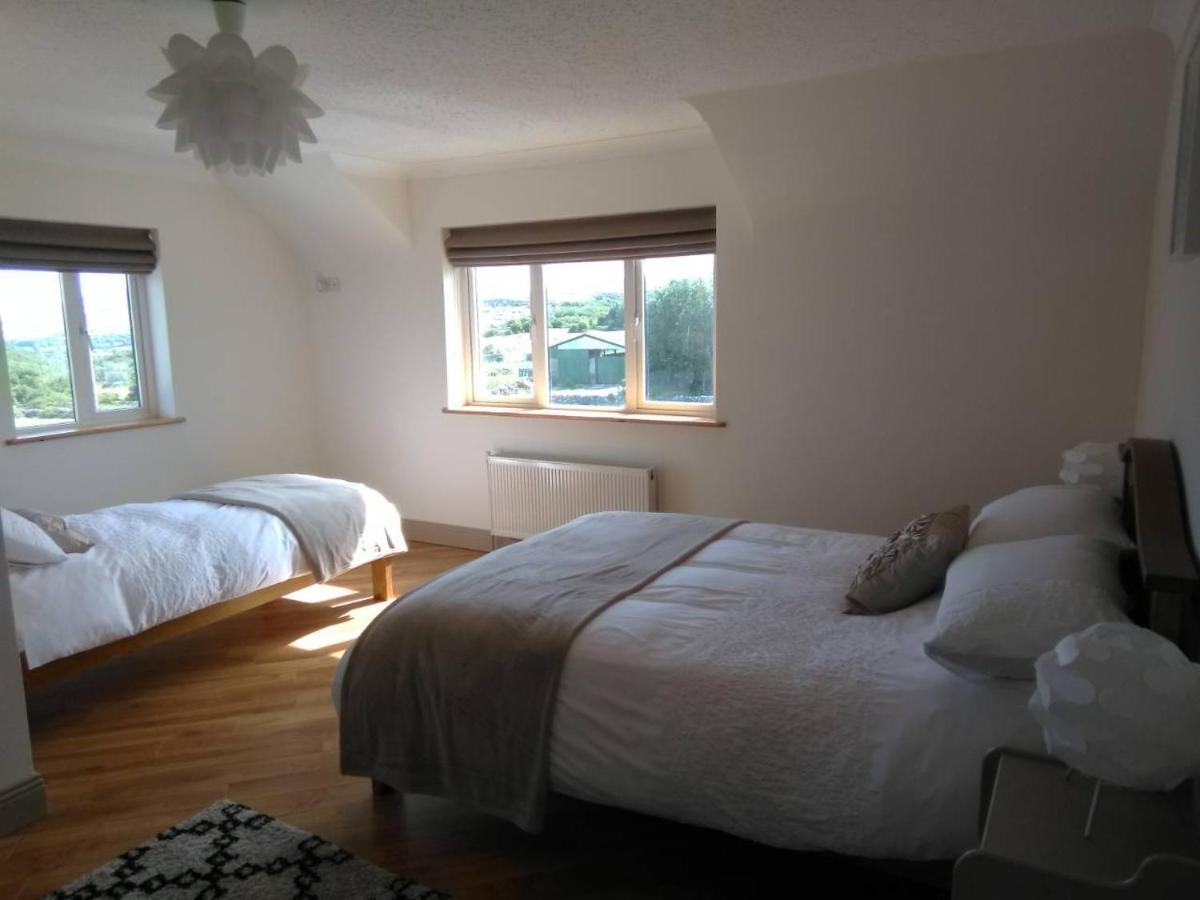 Burren Rock Farmhouse B&B Turlough  Ngoại thất bức ảnh